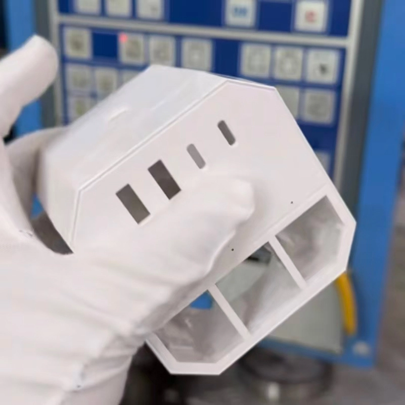 PC+ABS_plastic_injection_molding_parts_power_strip_enclosure