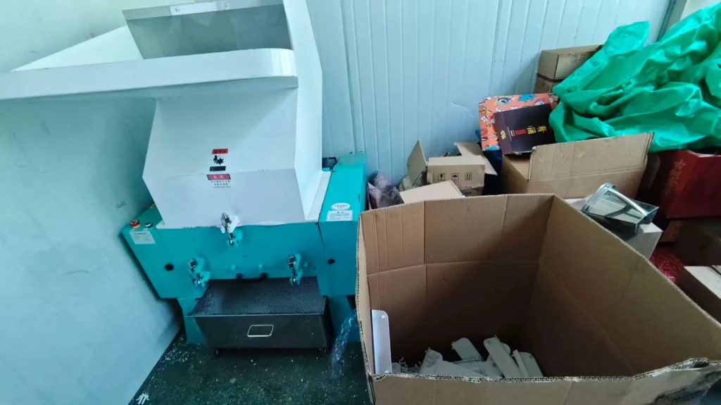 Plastic_Crusher_1_navimold